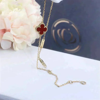 [Everoly JW]CLOVER  CARNELIAN SINGLE FLOWER BRACELET